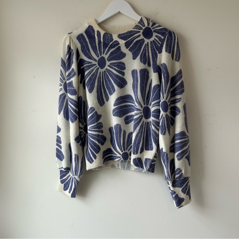 Marine Layer Alma Puff- Sleeve Sweater Blue White Floral Size M Cozy Bold Preppy - Picture 5 of 11